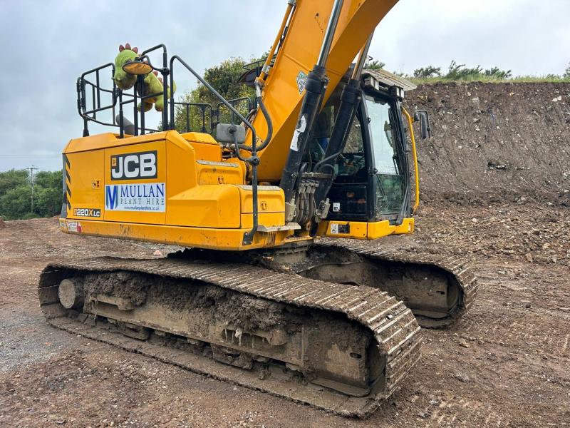 JCB 220X L