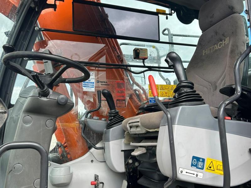 Hitachi ZX140W-6