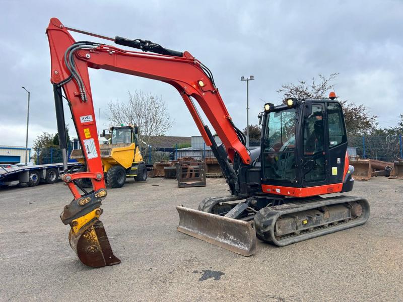 Kubota KX080-4