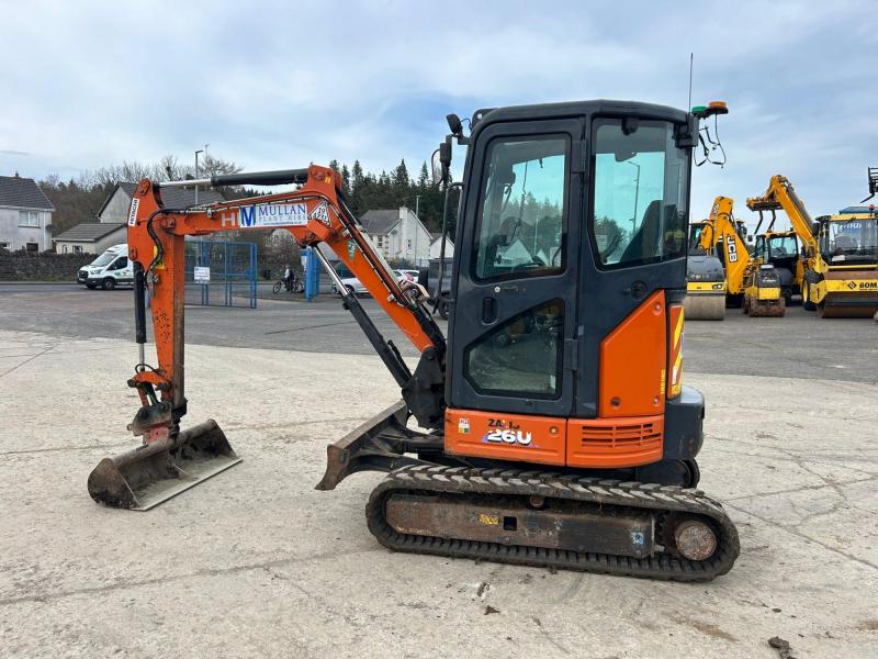 Hitachi ZX26U