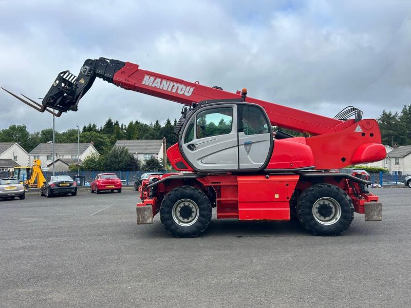 Manitou MRT2550 Roto c/w Basket
