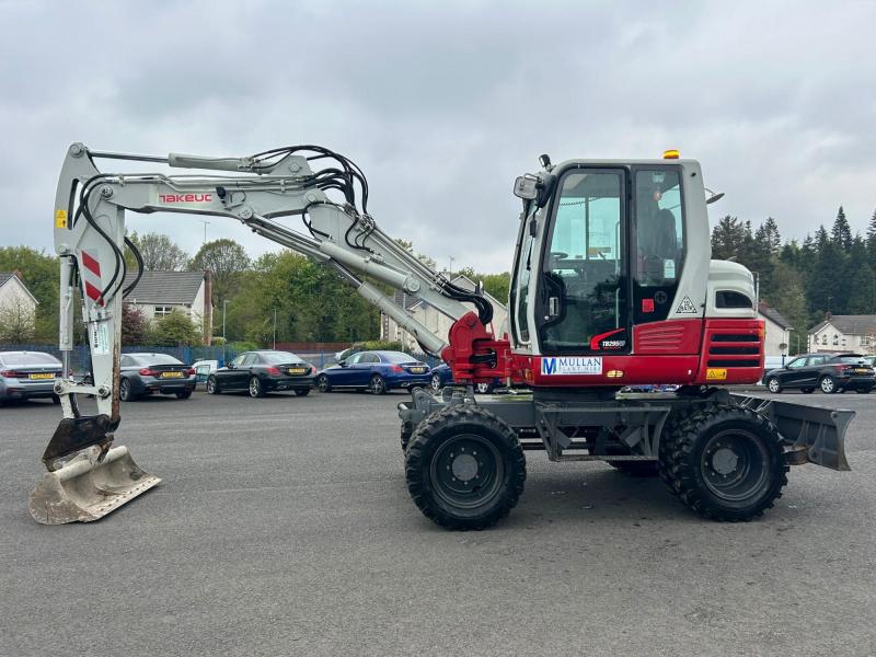 Takeuchi TB295W 3 Piece Boom