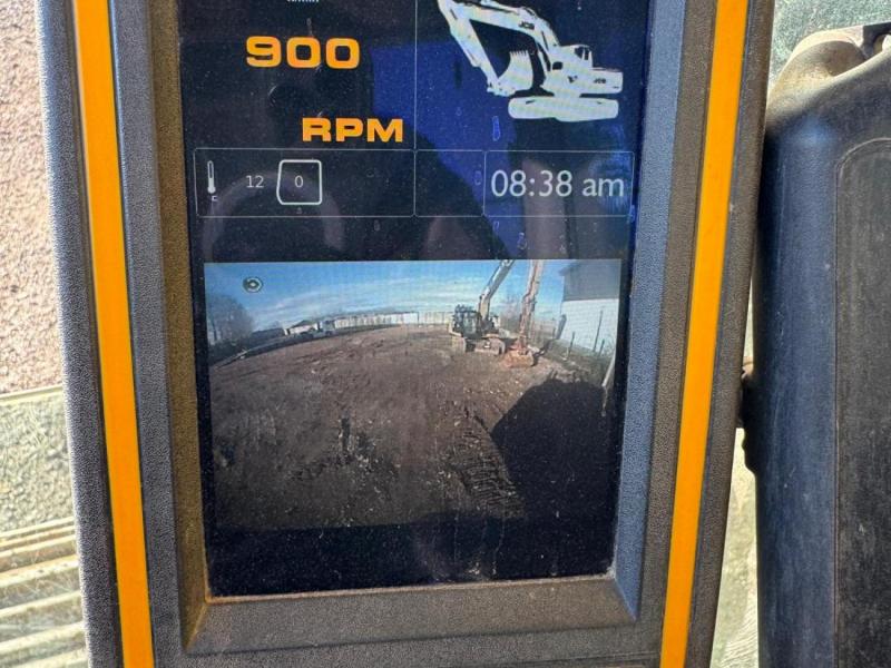JCB JS300 LC ( 35 Ton )