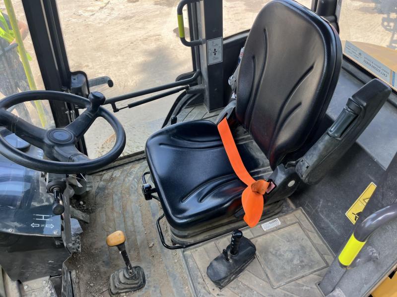 Mecalac 6 Tonne Swivel Cabbed