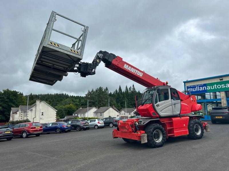 Manitou MRT2550 Roto c/w Basket