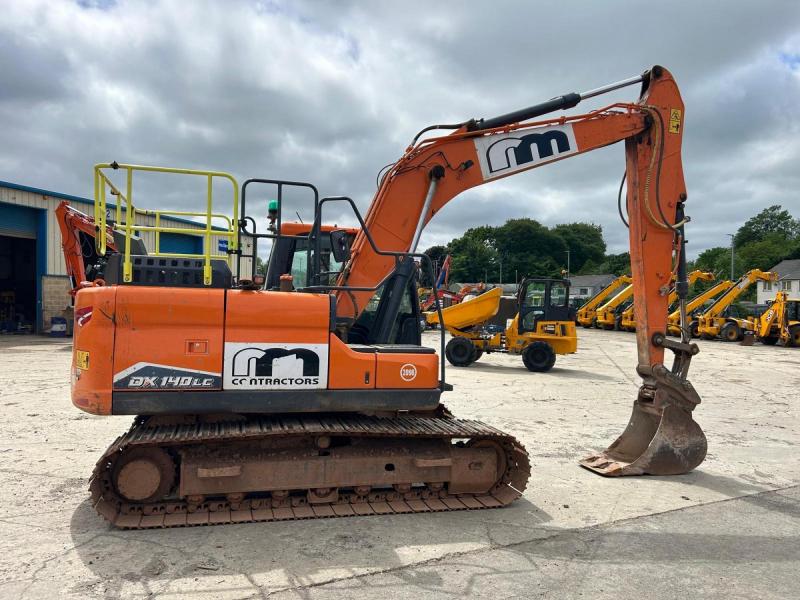 Doosan DX140 LC-7 ( New Model )