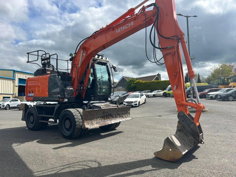 Hitachi ZX140W-6