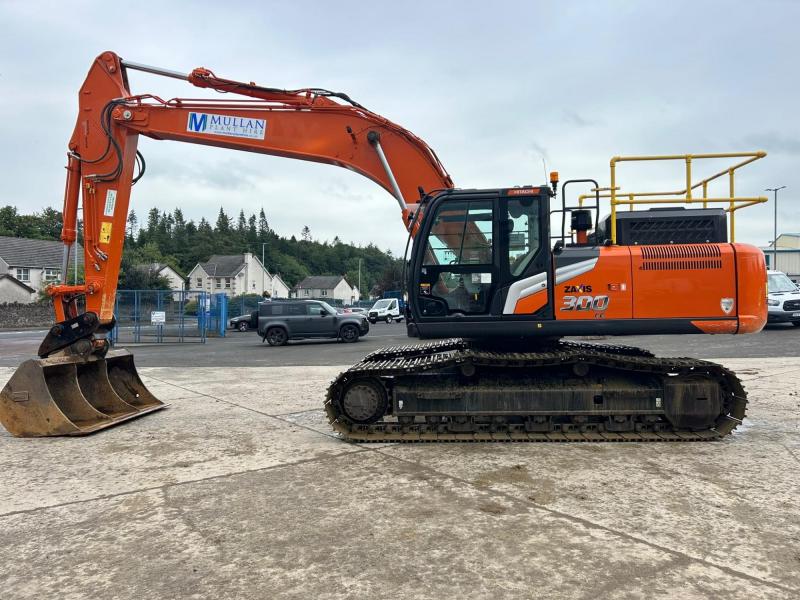 Hitachi ZX300 LC-7