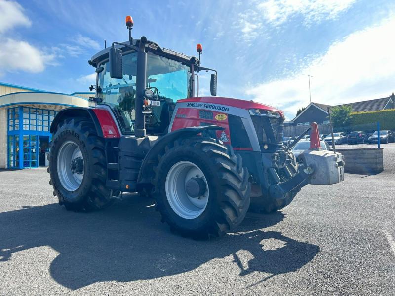 Massey Ferguson 8S.225