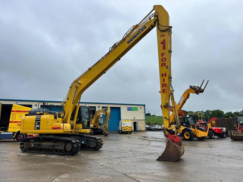 Komatsu PC210LC-11 Long Reach