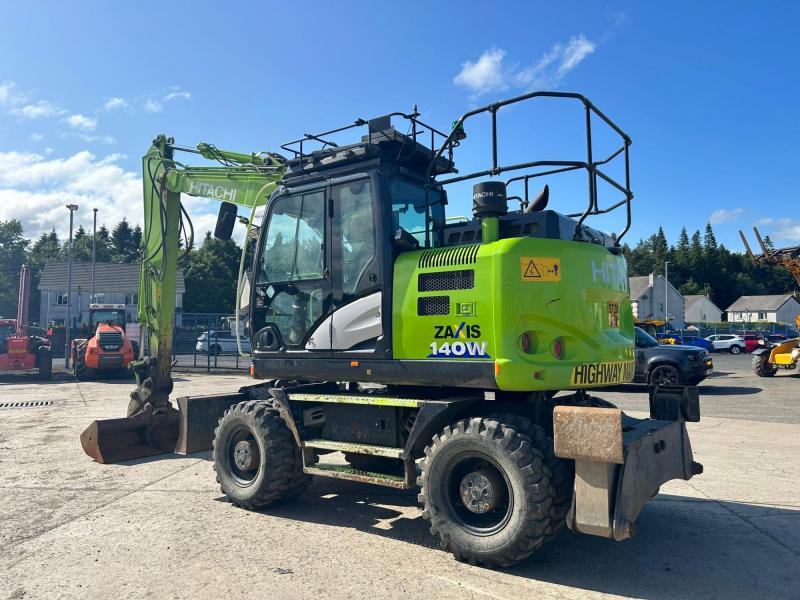 Hitachi ZX145W Blade & Stabilisers
