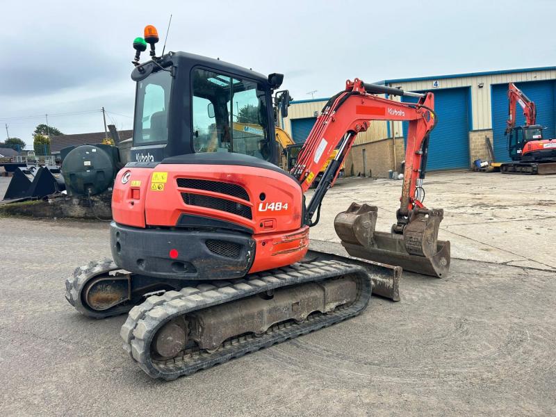 Kubota U48-4