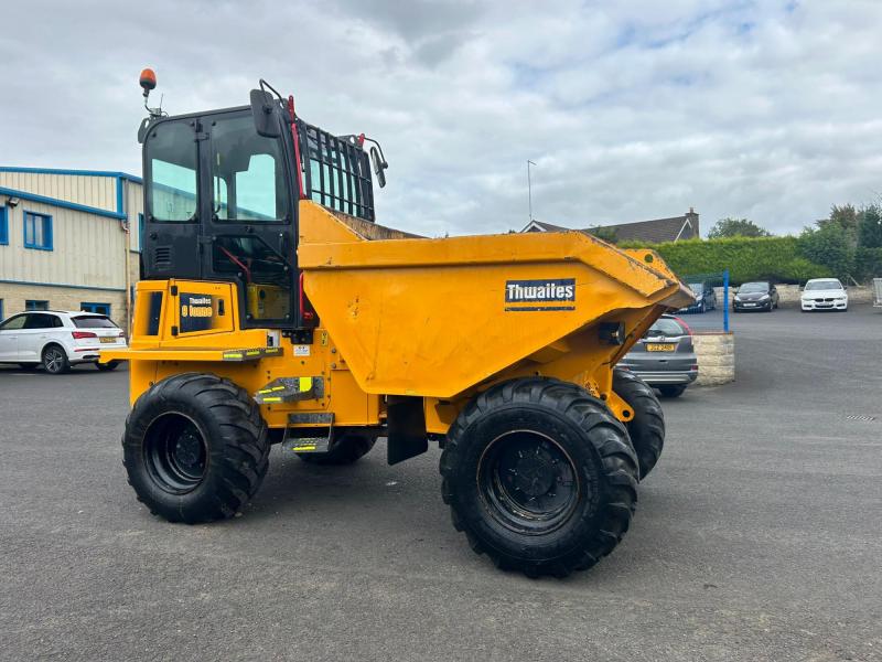 Thwaites 9 Tonne Cabbed