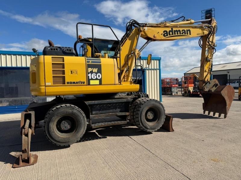 Komatsu PW160 3 Piece Boom