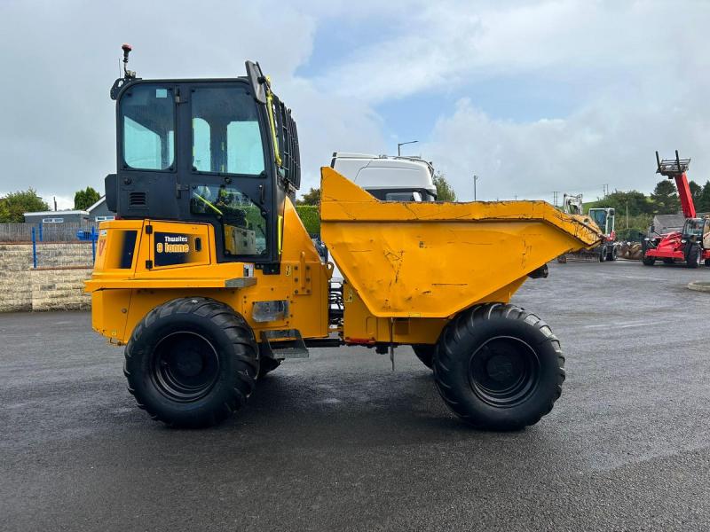 Thwaites 9 Tonne Cabbed Air Con