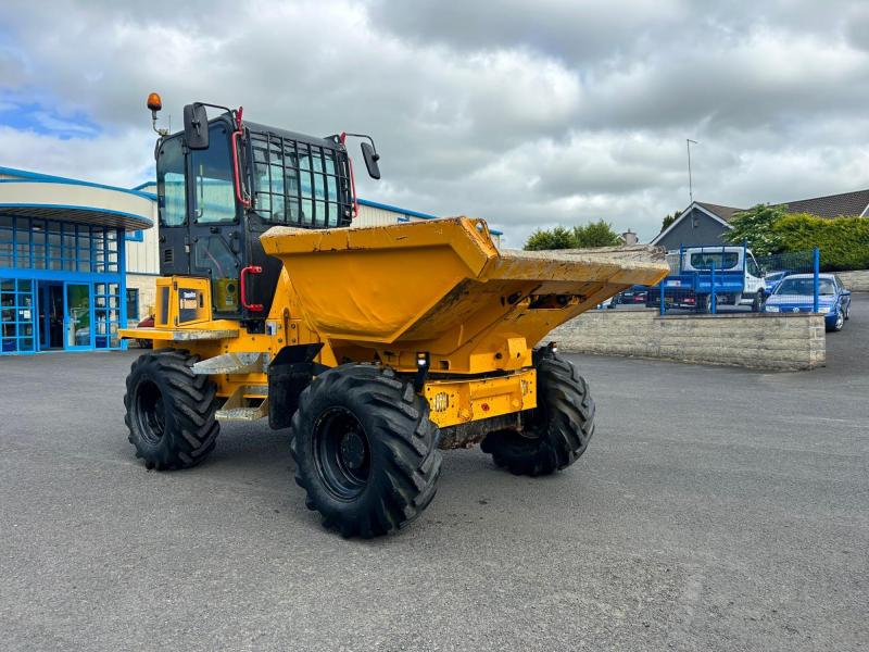 Thwaites 6 Tonne Swivel Cabbed