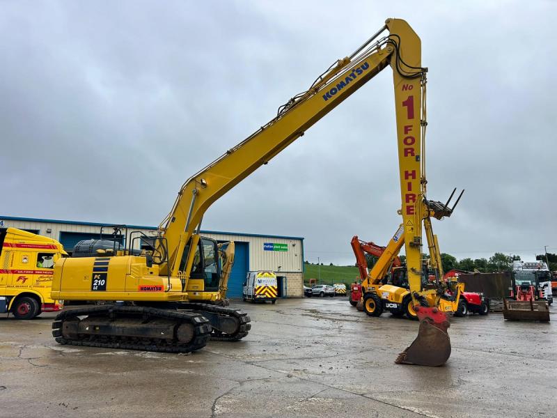 Komatsu PC210LC-11 Long Reach