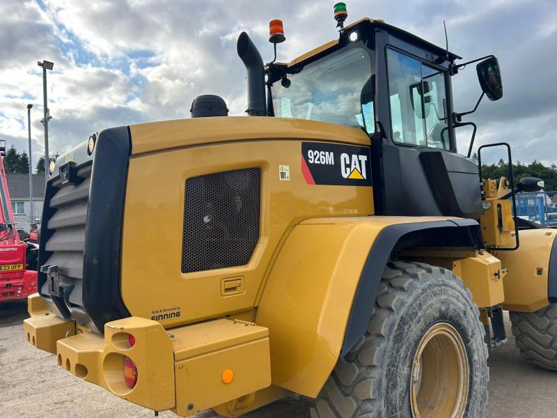 CAT 926M