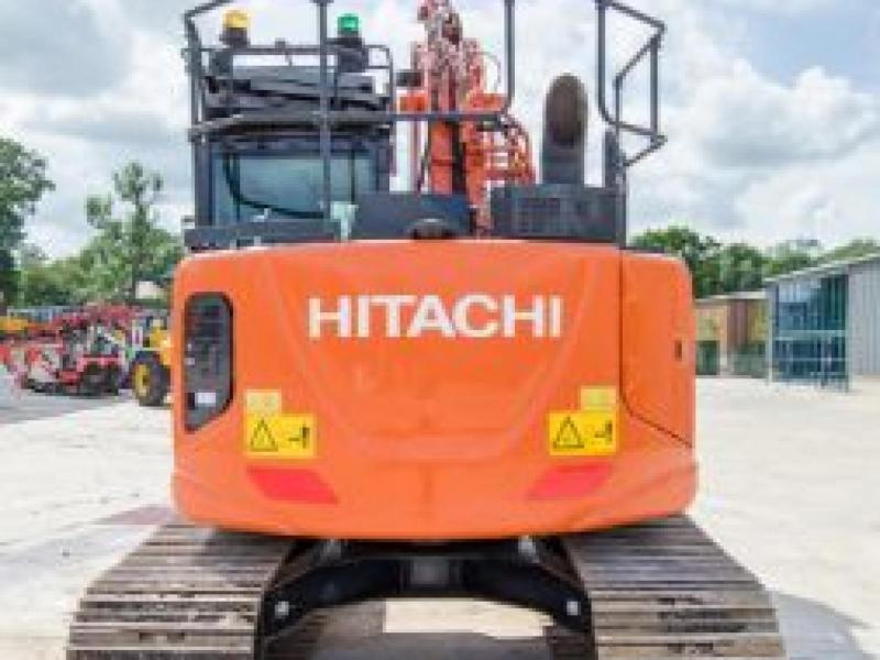Hitachi ZX135 US-6