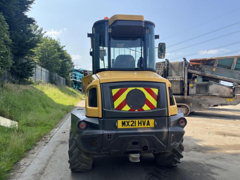 Mecalac 6 Tonne Swivel Cabbed