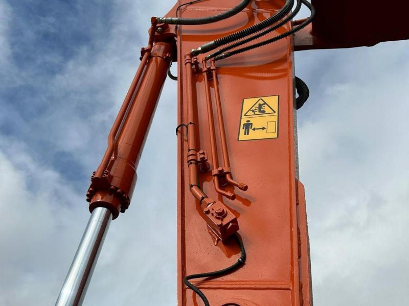 Hitachi ZX350 LC-7
