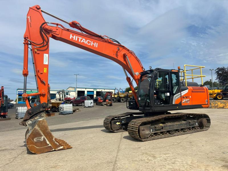 Hitachi ZX210 LC-7