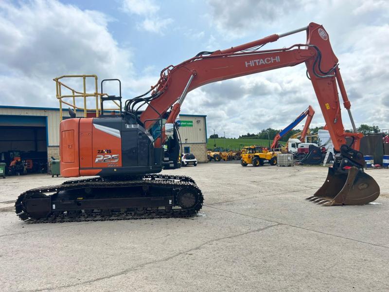 Hitachi ZX225 USLC-7