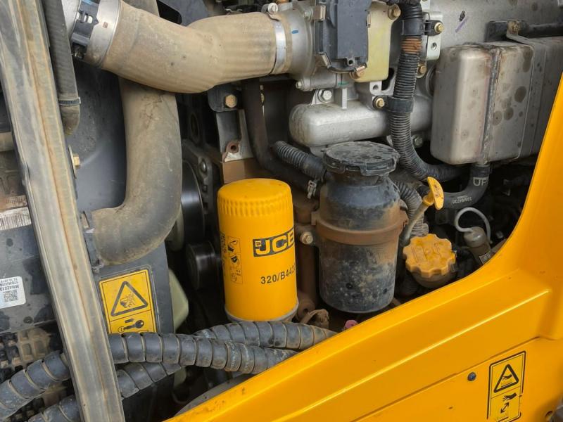 JCB 3CX Air Con / 68kW