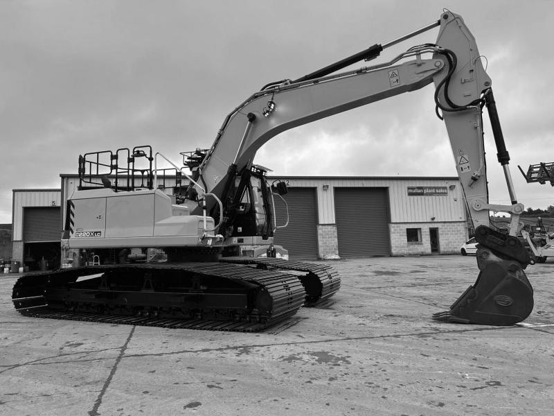 JCB 220X LGP Bog Master