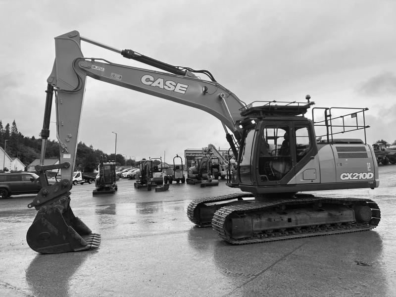 Case CX210D