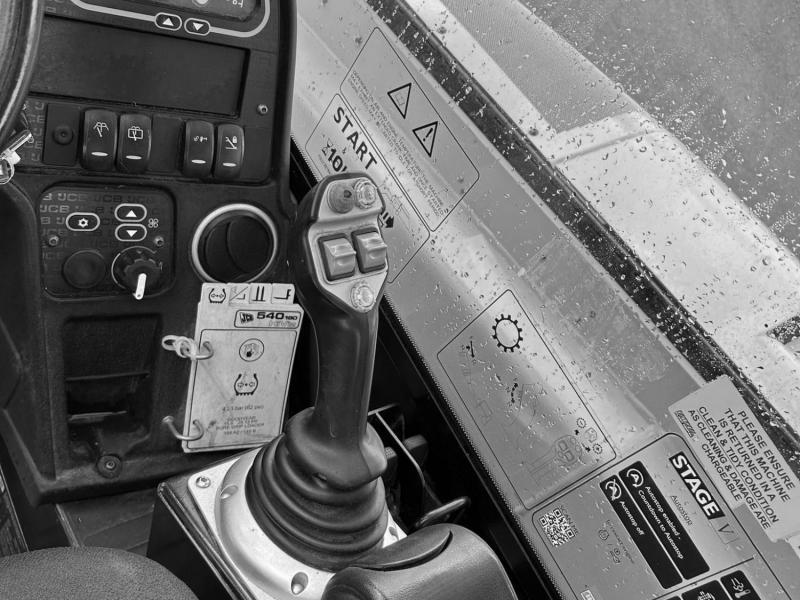 JCB 540-180 Joystick / AC