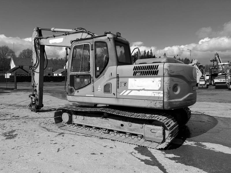Doosan DX140 LC