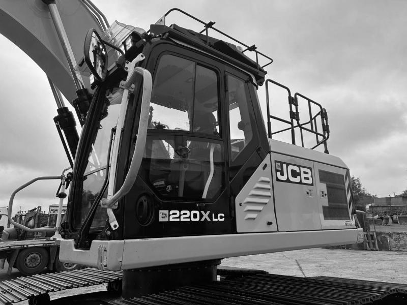 JCB 220X LGP Bog Master