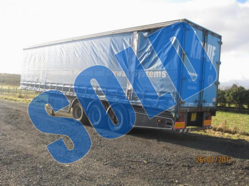 Crane Fruehauf 40FT Tri Axle  Curtainsider