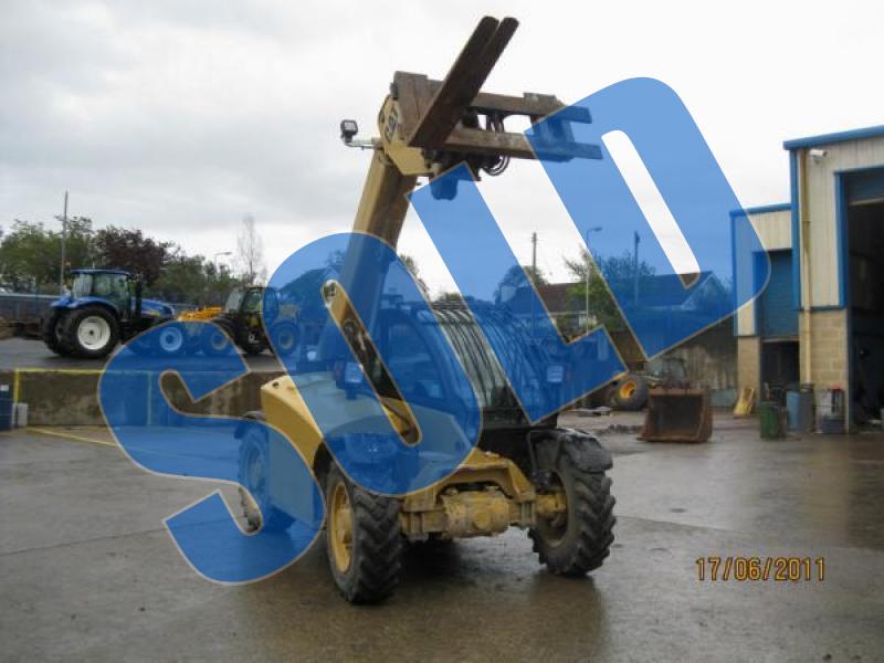Caterpillar TH210