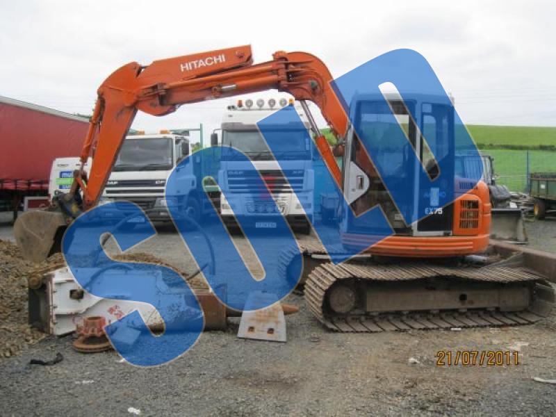 Hitachi EX75UR