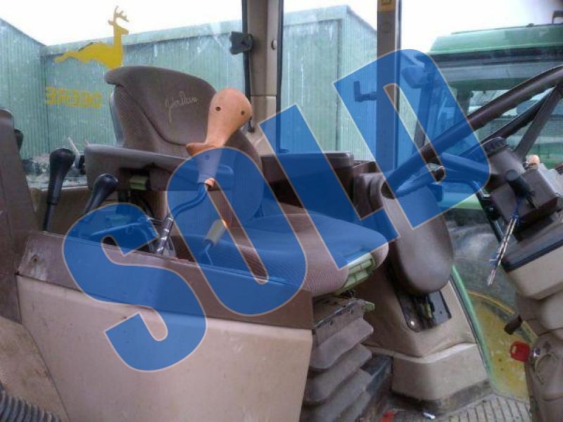 John Deere 6910S