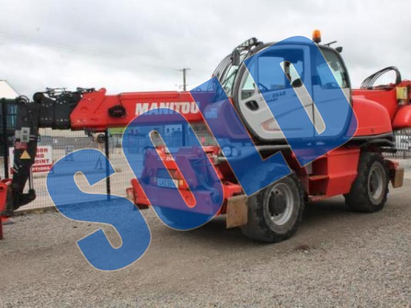 Manitou MRT2540 ROTO Privilege - Remote, Man Cage, Winch