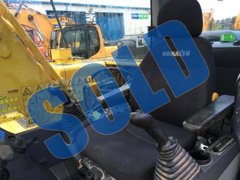 Komatsu PC130-8