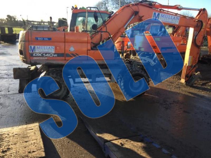 Doosan DX140W