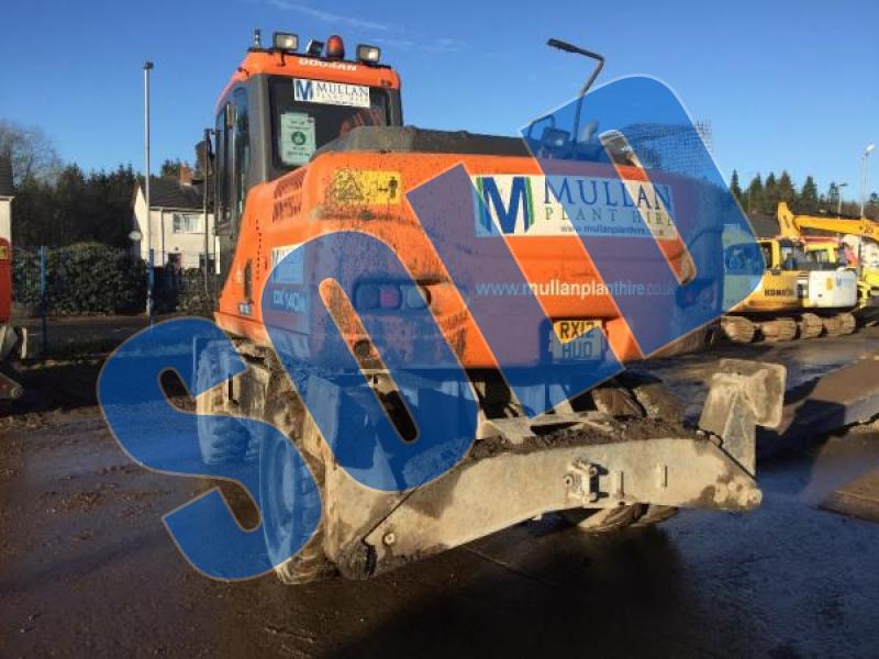 Doosan DX140W
