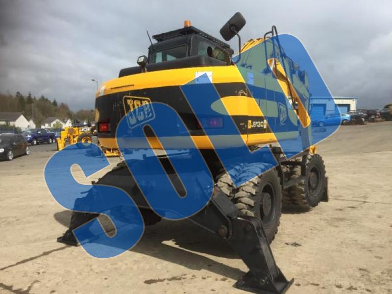 JCB JS130W