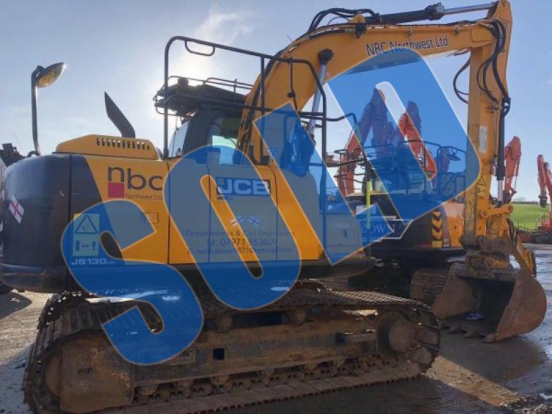 JCB JS130 LC Plus
