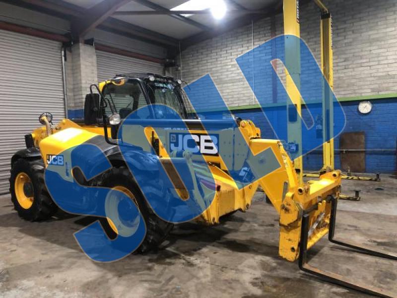 JCB 540-140 HiViz