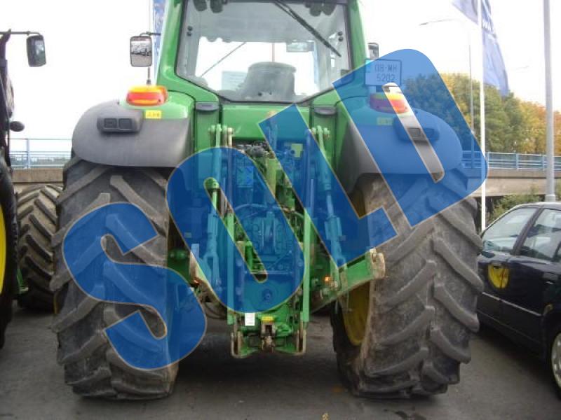John Deere 7530 4WD Premium Tractor