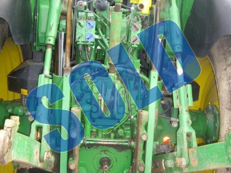 John Deere 7530 4WD Premium Tractor